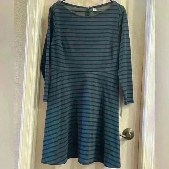 Old Navy fit and flare dress. Size Large. Green and black stripes. Never worn. - Picture 3 of 5